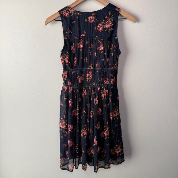 Abercrombie & Fitch Women's Chiffon Navy Floral Mini Dress Size X-Small NWT - Picture 6 of 6